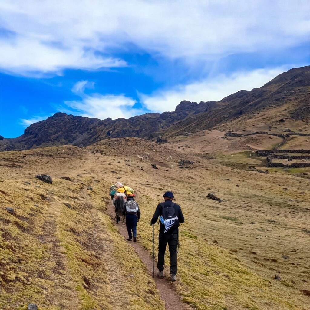 lares trek